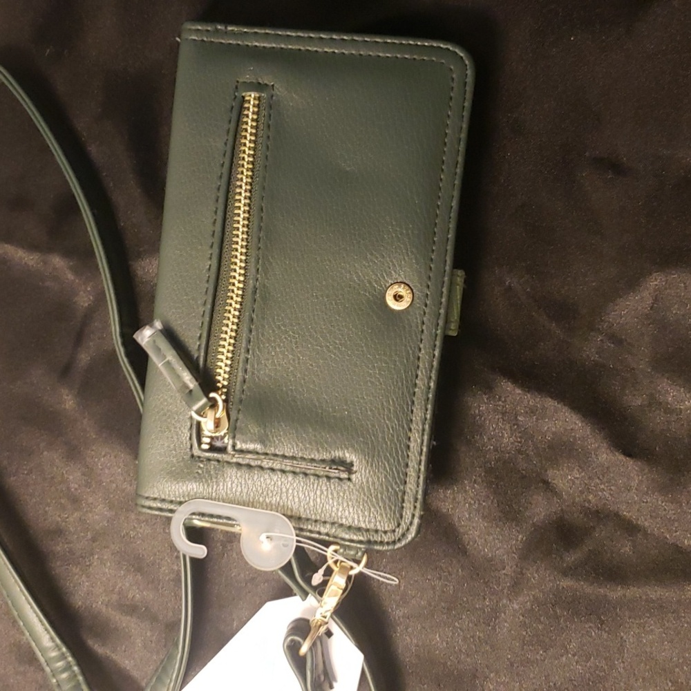 Green Wallet - Picture 3 of 4